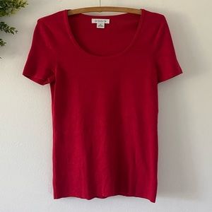 Liz Claiborne red, ribbed,short sleeve size M, Top.